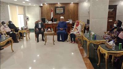 أمين البحوث الإسلامية لـ وفد إفريقي: نموذج بيت العائلة المصرية فريد في التعايش المجتمعي