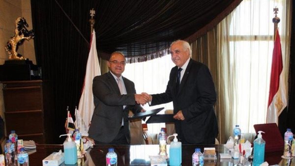 الدكتور عبادة سرحان