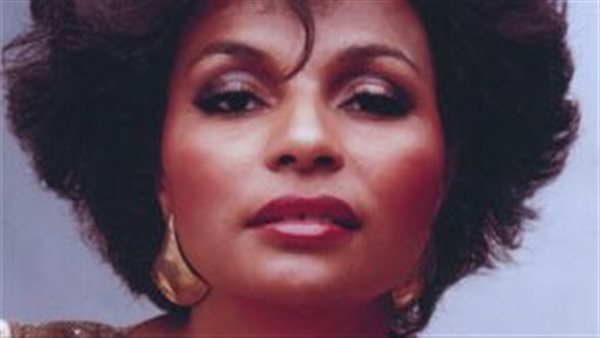 كارمن بالثروب