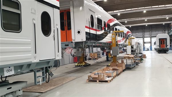 العربات الروسية داخل