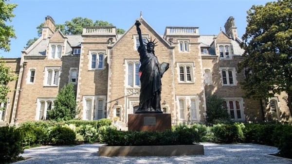 السفارة الفرنسية