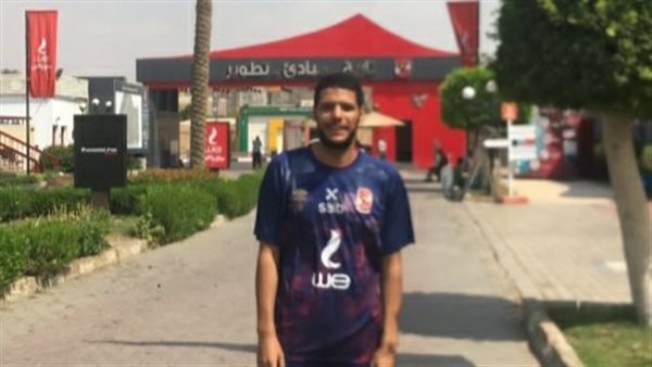 عمر البكري لاعب الأهلي