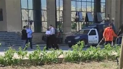 وصول نجل الطبيب المتهم في واقعة اسجد للكلب إلى المحكمة الاقتصادية