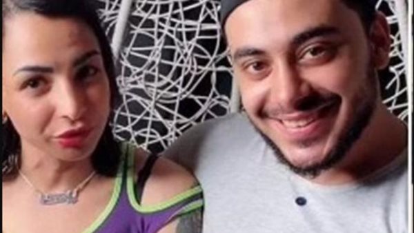  كائن الهوهوز وصديقها