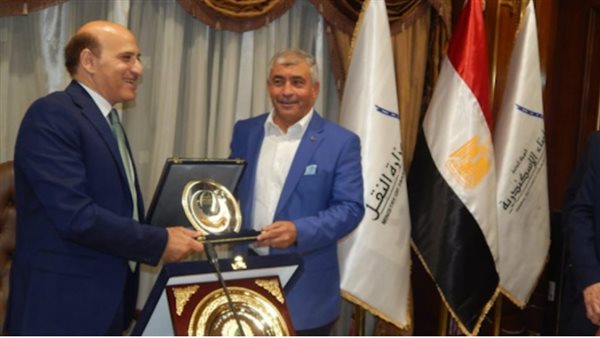 رئيس شركة بتروتريد