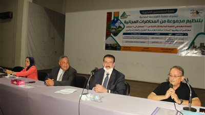 نقيب المهندسين: شبكة الطرق الحديثة عبقرية وفخر لكل المصريين 