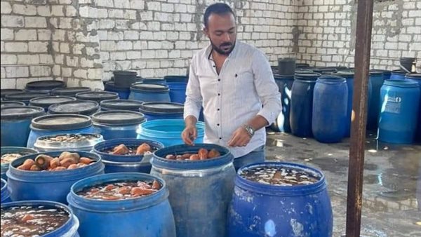 ضبط مصنع مخلل دون