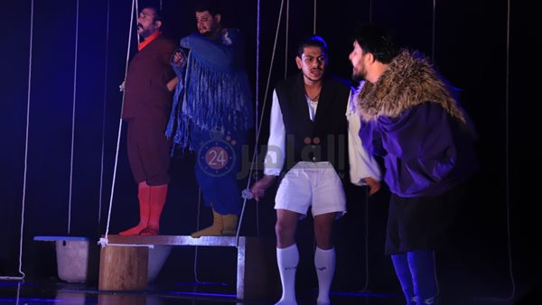 مسرحية طيور محبوسة