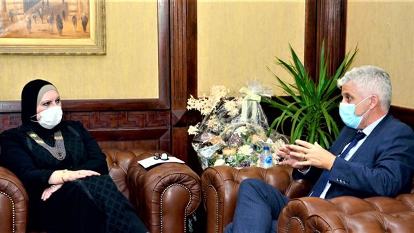 نيفين جامع وزيرة