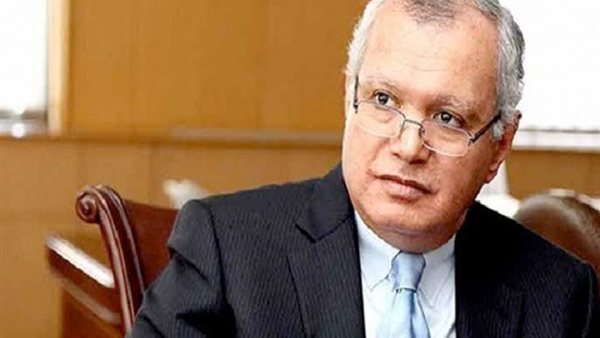 السفير محمود العرابي