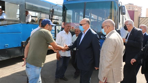 محافظ القاهرة اللواء