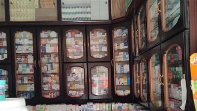 ضبط 549 صنف أدوية مجهولة المصدر داخل صيدلية بكفر الشيخ