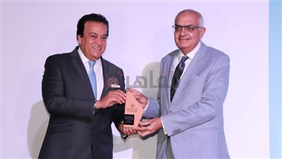 تسليم جوائز أفضل جامعة مصرية 2021