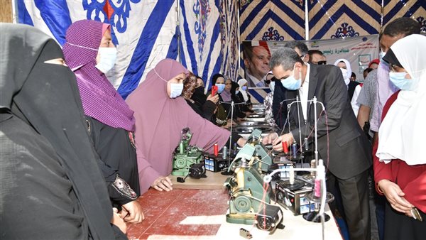 محافظ الغربية يتفقد