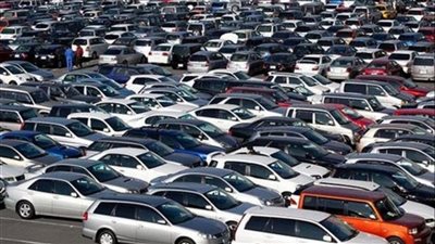 خبير: ارتفاع أسعار السيارات في مصر أخلاقي.. والأوفر برايس تخطى الـ 100 ألف جنيه