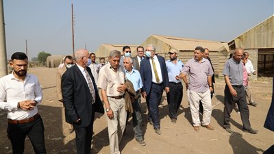 وزير الزراعة يتفقد الأصول التابعة للوزارة بمحافظة القليوبية 