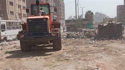 رفع 1360 مخلفات وقمامة بشوارع شرق شبرا الخيمة 