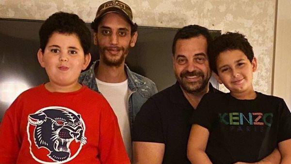 طارق العريان ونجله