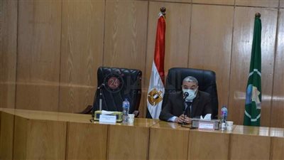 محافظ المنيا: تسليم قروض صغيرة ومتوسطة لـ65 منتفعًا بقيمة 489 ألف جنيه