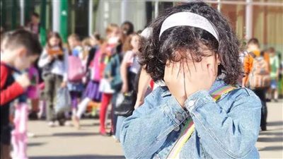 نصائح ثمينة للتعامل مع الطالب الخجول أو الانطوائي قبل بداية المدارس