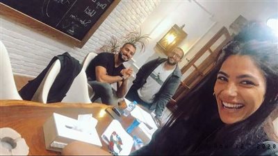 كواليس استعدادات محمد الشرنوبي وهدى المفتي لـ فرق خبرة | صور