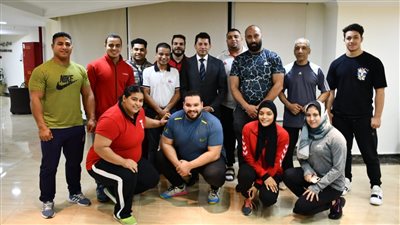 استعدادا لبطولة العالم.. وزير الرياضة يلتقي بعدد من لاعبي منتخب رفع الاثقال