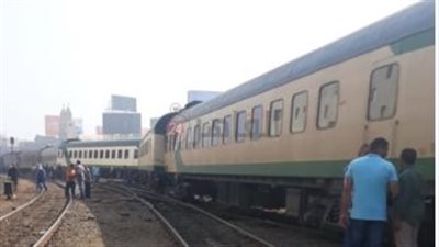 رئيس هيئة السكة الحديد يصل إلى مكان حادث قطار النوم بمحطة مصر برمسيس