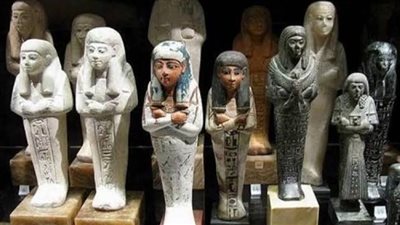 أوهمه بحيازة قطع أثرية.. عامل يستدرج مدير شركة للاستيلاء على 100 ألف جنيه بسوهاج