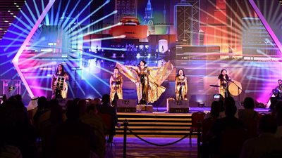 بـ 14 عرضًا حيًا وآخرين أون لاين.. مهرجان إيزيس يختتم فعالياته