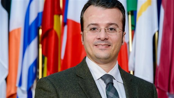 الدكتور أحمد صلاح