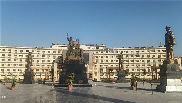 الوصف نصب تذكاري