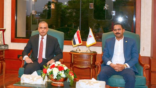 محافظ سوهاج وزعيم