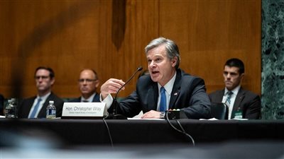 مدير FBI يحذر: التنظيمات الإرهابية وجدت ملاذا آمنا فى أفغانستان