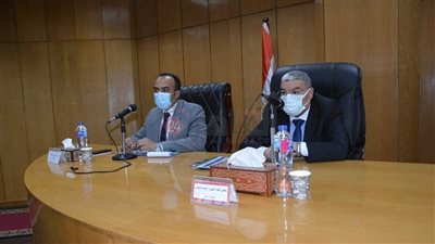 محافظ المنيا: تنفيذ 219 مشروعا في قطاع مياه الشرب و194 بـ الصرف الصحي