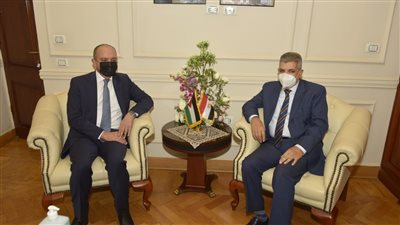 الفريق أسامة ربيع يلتقي السفير الأردني لبحث سبل التعاون المشترك