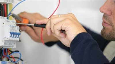 اليوم.. قطع الكهرباء عن 4 مناطق بطوخ قليوبية