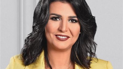 في ذكرى ميلادها.. كيف بدأت منى الشاذلي رحلتها الإعلامية؟