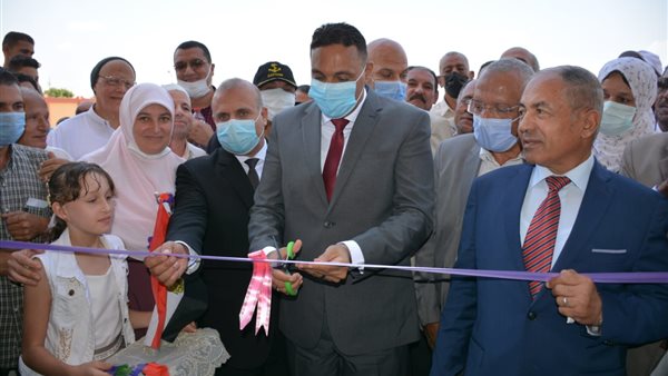 افتتاح المدارس الجديدة