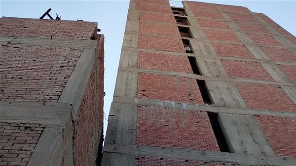 عقار مائل بالجيزة