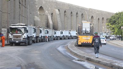 بعد رفع 700 طن قمامة.. ما قصة تطوير سور مجرى العيون؟