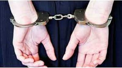 ضبط سيدتين حاولتا سرقة أحد المواطنين أمام ATM في المنيا