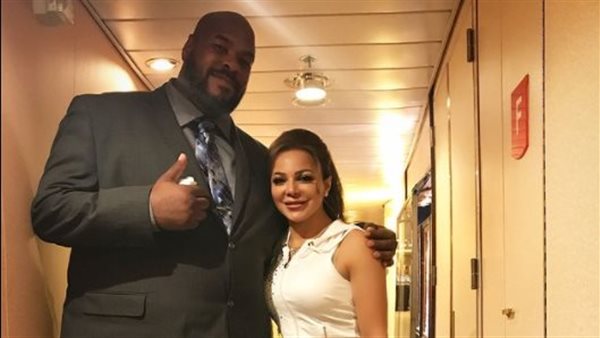 سوزان نجم الدين وحارسها