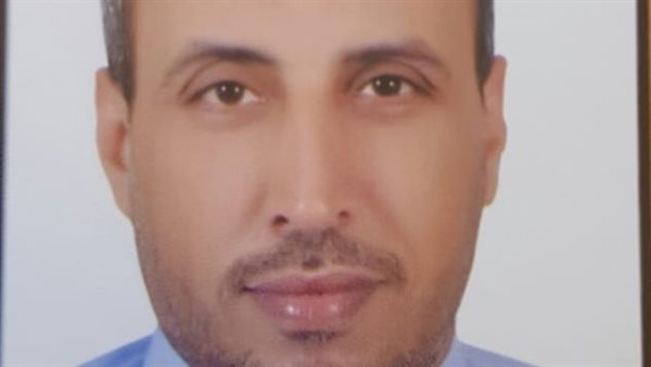 الدكتور زكريا أحمد