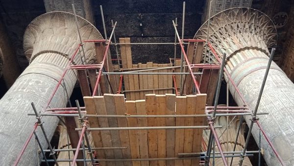 ترميم معبد إسنا بالأقصر