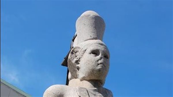 تمثال لحاكم بطلمي