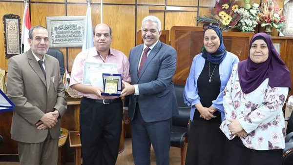 تكريم دكتورمحمود