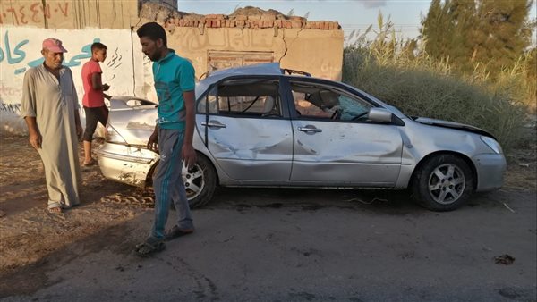 إنقلاب سيارة بترعة