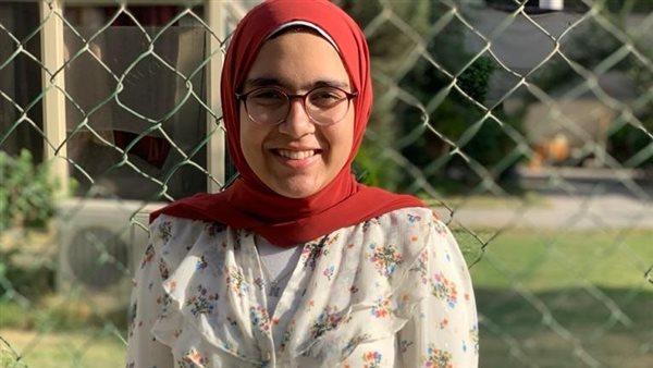 أطفال مصر يحصدون