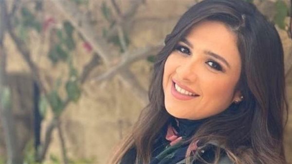 ياسمين عبد العزيز