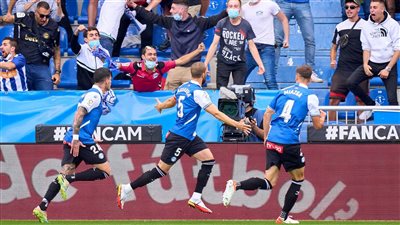 أتليتكو مدريد يسقط أمام ديبورتيفو ألافيس بهدف في الدوري الإسباني 